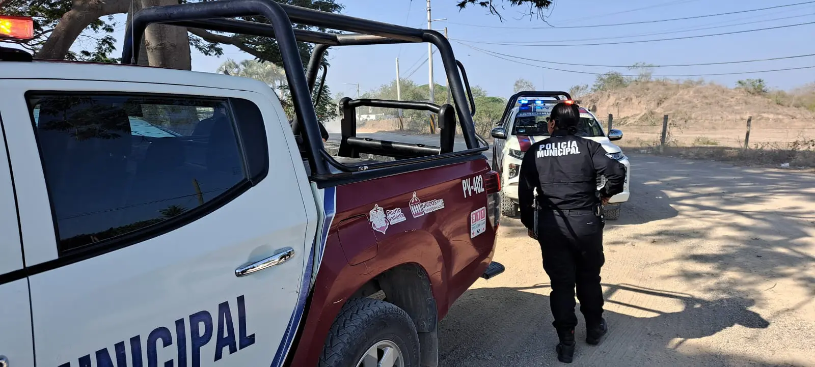 Agreden a policía por atender reporte de código violeta