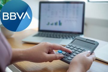 ¡Toma precauciones! BBVA incrementa comisión por saldo mínimo en tarjetas de débito