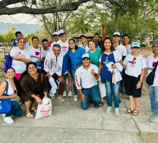 Gerardo López en campaña electoral