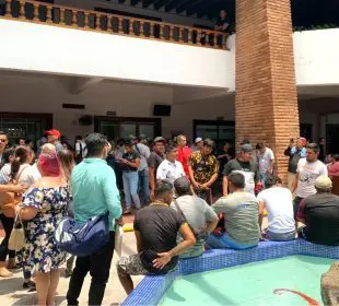 Trabajadores del Ayuntamiento de Vallarta