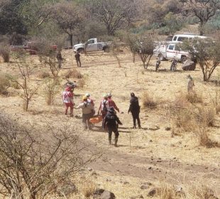 Localizan el cadáver de una mujer en barranca de Tequila