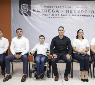 Héctor Santana desconoce normas en entrega-recepción