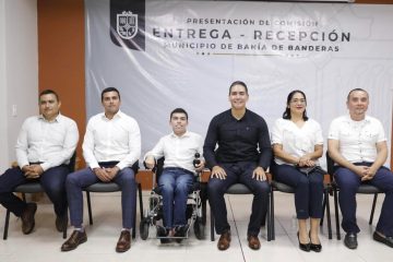 Héctor Santana desconoce normas en entrega-recepción