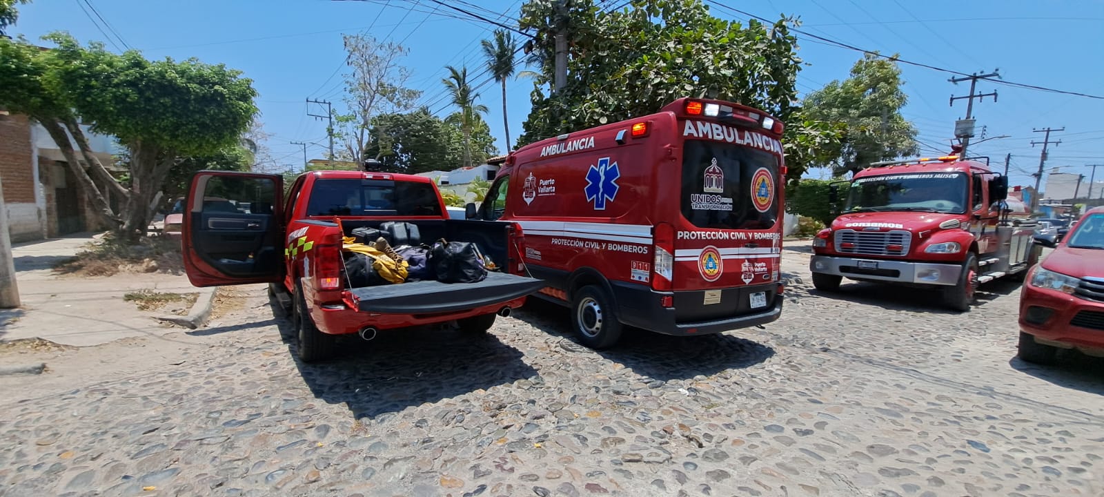 Incendio moviliza a Bomberos: Arde chimenea en restaurante de Puerto Vallarta