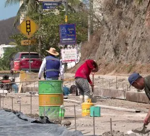 Alrededor de 300 mdp invertirá en obra pública el gobierno de Bahía al concluir la administración