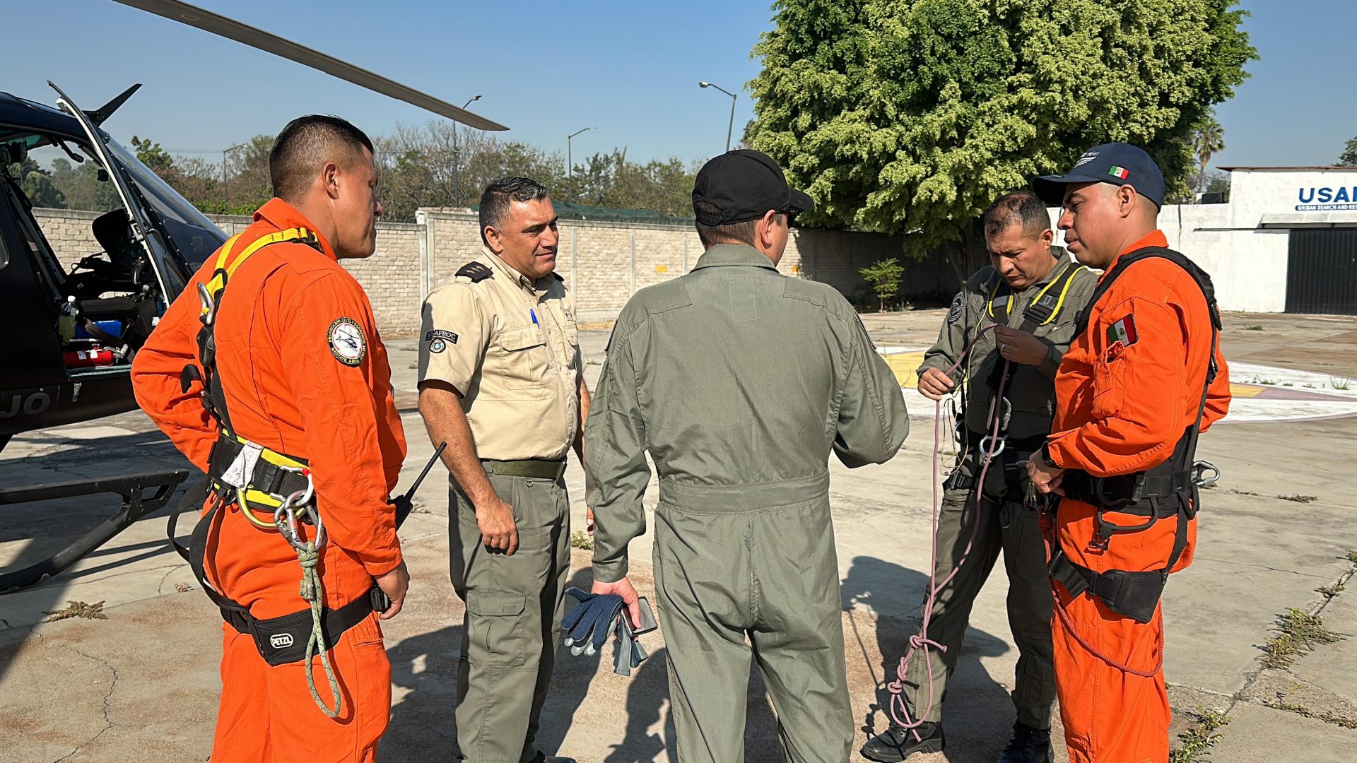 Localizan el cadáver de una mujer en barranca de Tequila