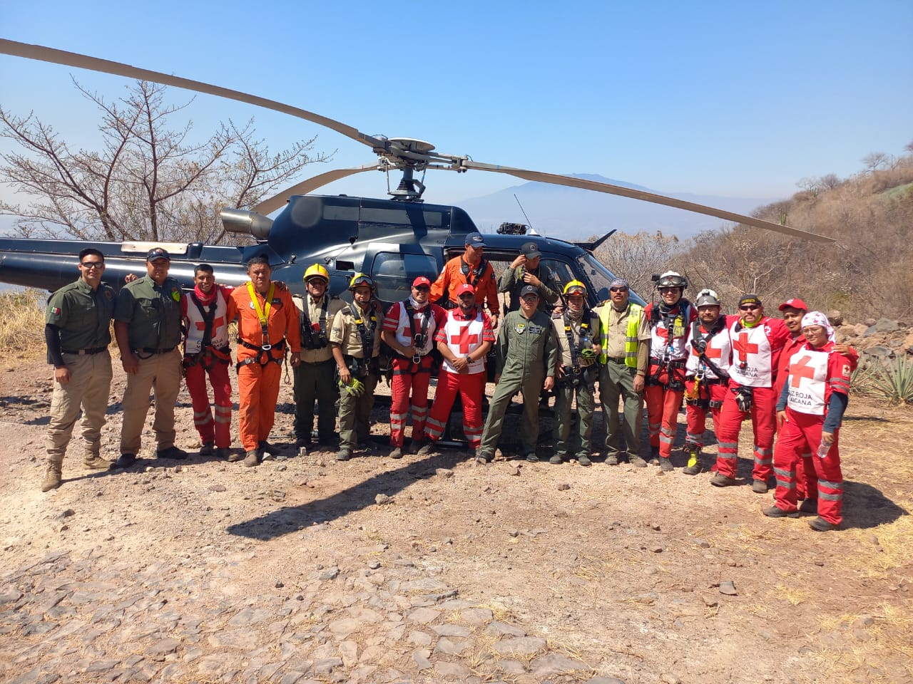 Localizan el cadáver de una mujer en barranca de Tequila