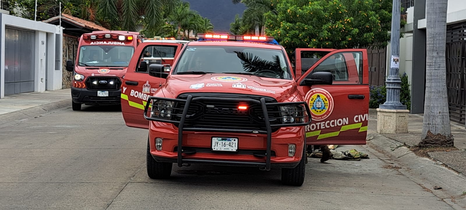 Explosión deja a una mujer y una bebé heridas en Fluvial Vallarta