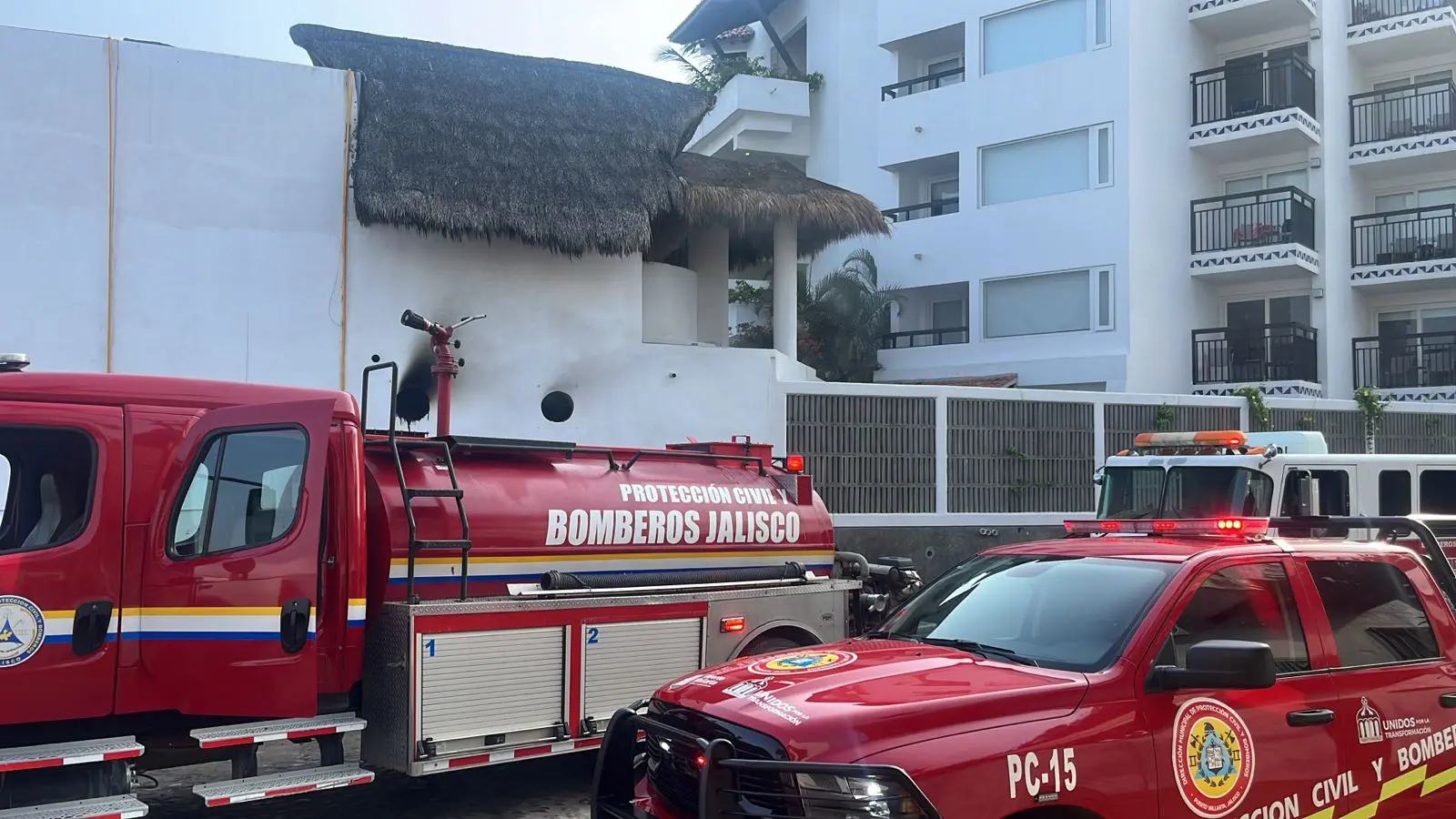 Se incendia campana de cocina en hotel del centro de Vallarta