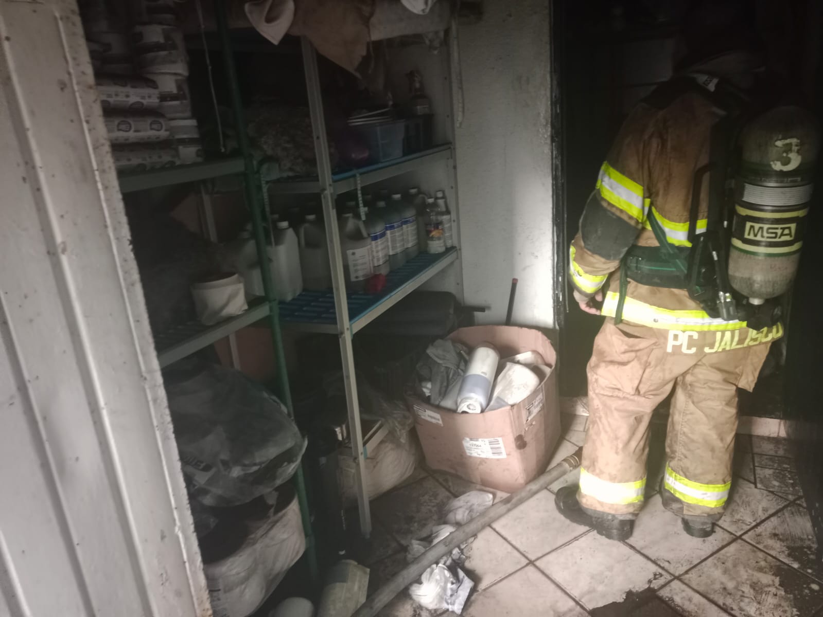 Se incendia campana de cocina en hotel del centro de Vallarta