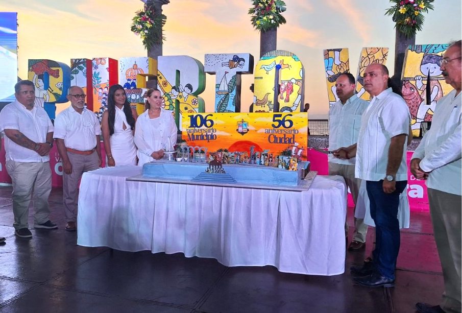 Pastel del aniversario de Vallarta