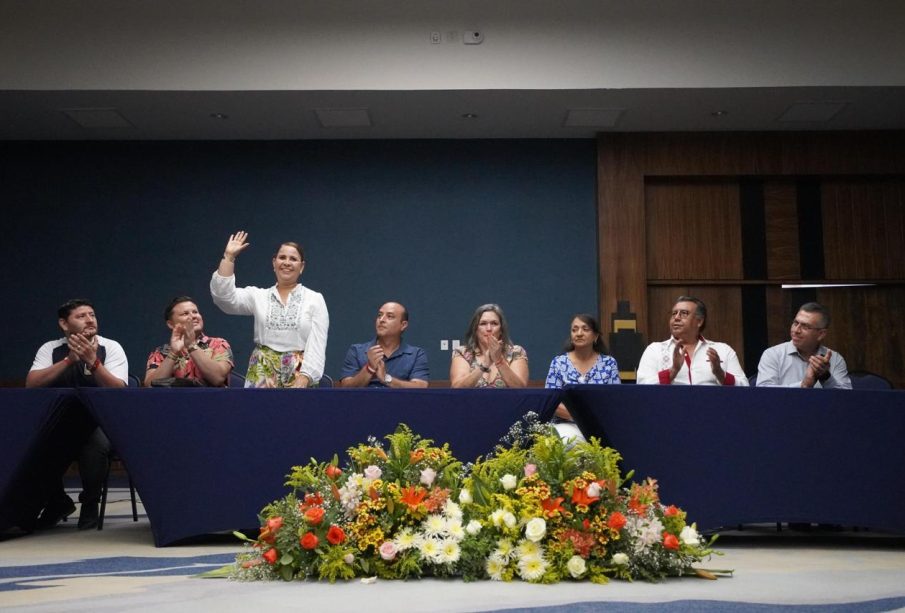 Inauguración de cursos en educación física