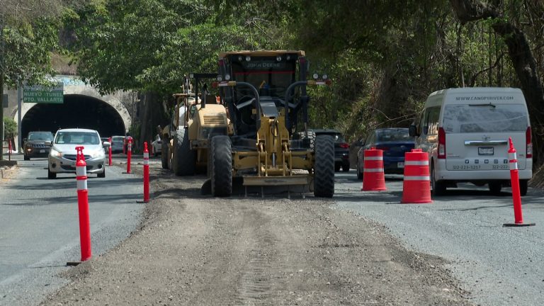 ¡Yaaaaaa! Obra en lateral entre Sheraton y Libramiento