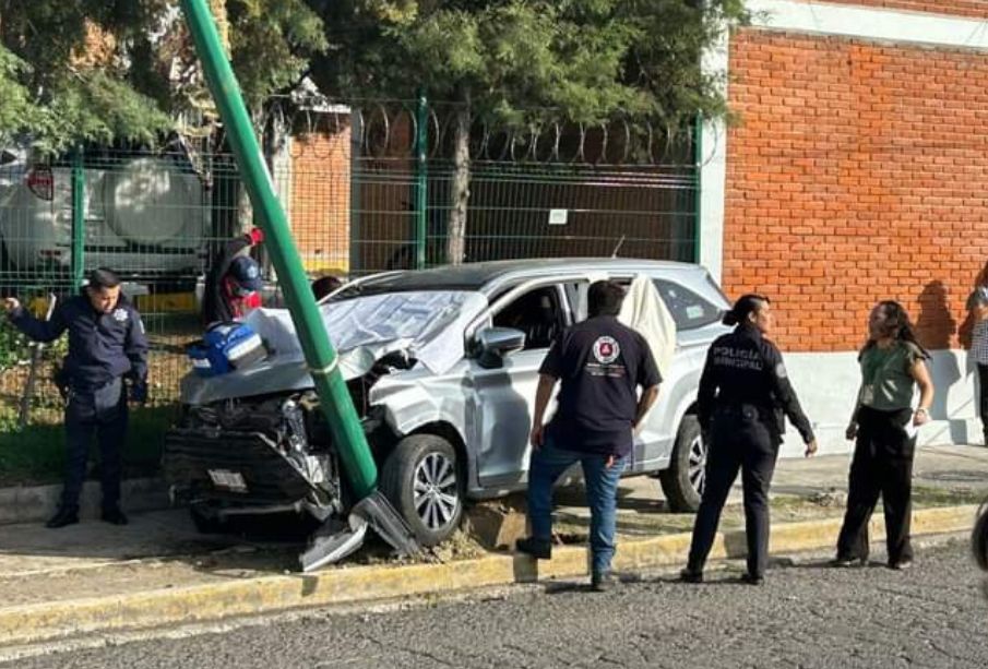 Balacera en escuela de Cholula, Puebla, deja a un menor de edad muerto