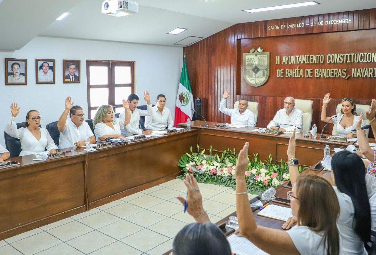 Gobernador en el cabildo de Bahía de Banderas