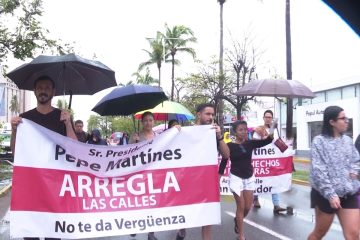 Protestas por la falta de mejora de la calle San Salvador