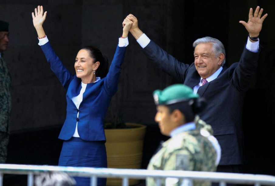 Sheinbaum y AMLO.