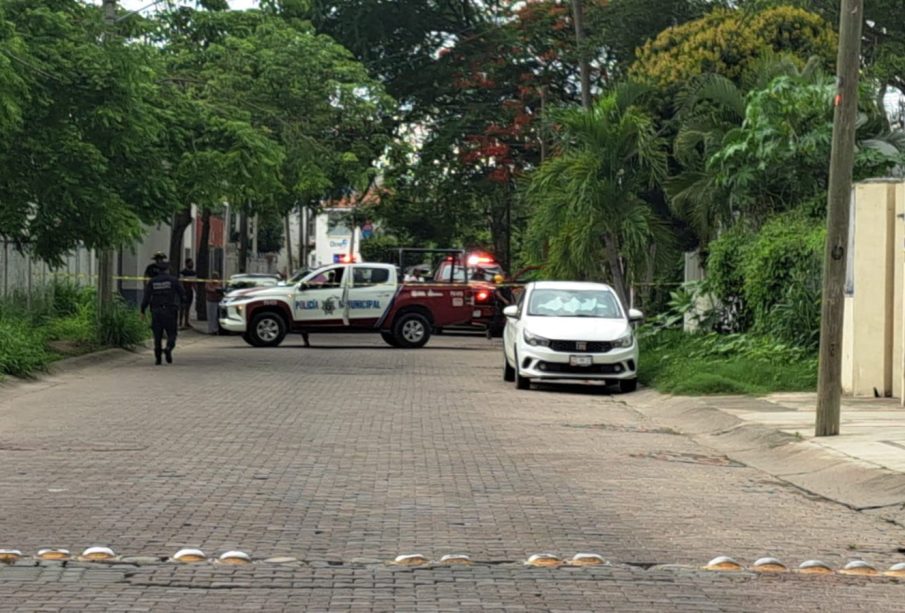 Localizan a doctor desaparecido sin vida dentro de auto (VIDEO)