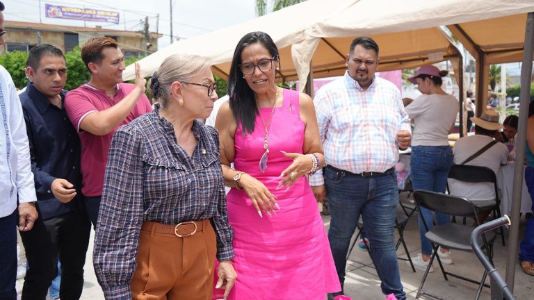 Con la gira “Latidos del Corazón", visita Bahía de Banderas Beatriz Estrada Martínez, presidenta del DIF estatal