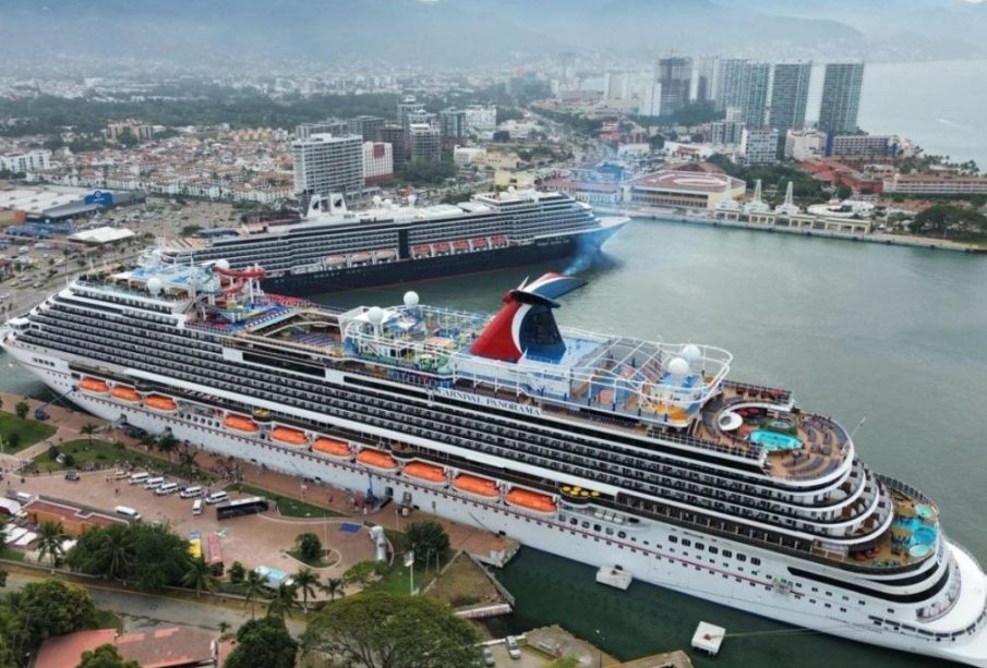 Puerto Vallarta recibirá cinco cruceros en agosto