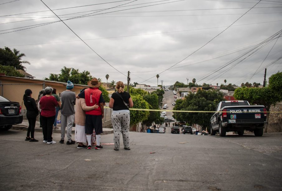 Dos adultos fallecen en ataque armado, dos niños ilesos en Tijuana