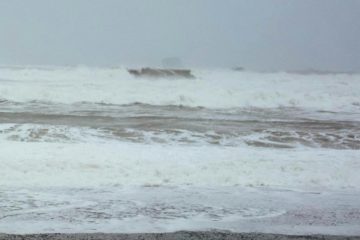 Huracán "John": suspenden clase en Acapulco, Guerrero