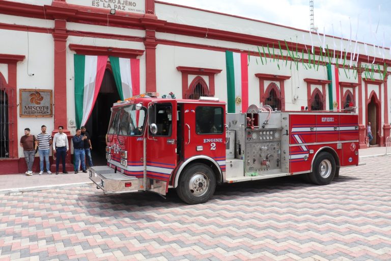 Camión de bomberos. 