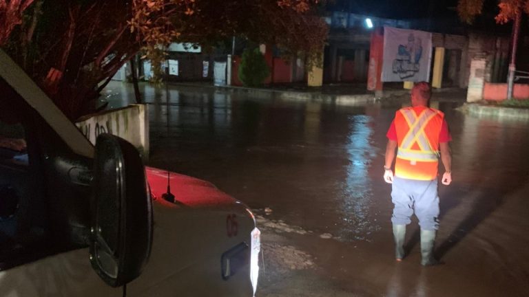 Alerta en Compostela ante fuertes lluvias de este martes