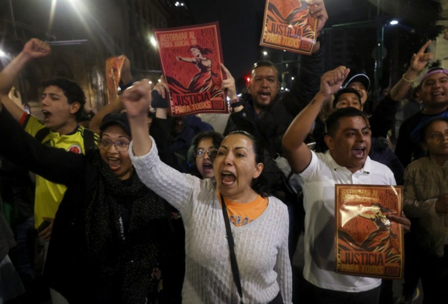 Manifestantes contra la Reforma Judicial