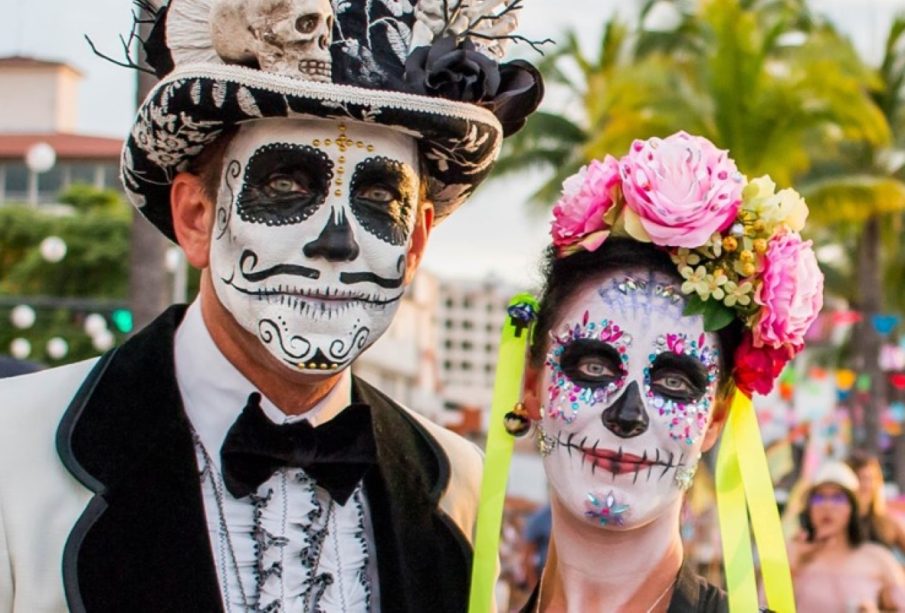 Desfile de Día de Muertos Tradición impuesta por Hollywood