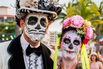 Desfile de Día de Muertos Tradición impuesta por Hollywood