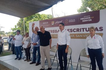 Miguel Ángel Navarro Quintero y Héctor Santana