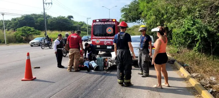 Fuga de aceite en el pavimento provoca accidente