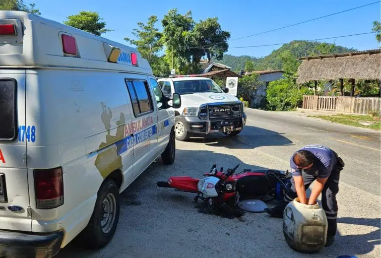Motociclista muerto