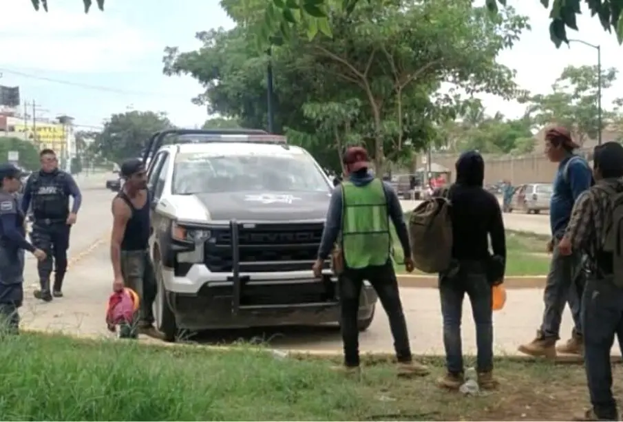 Hay sanciones por beber en vía pública y cerrar calles en Bahía de Banderas
