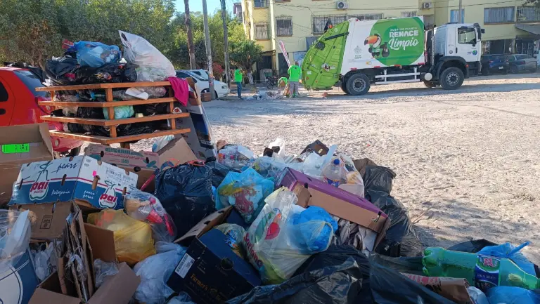 Puerto Vallarta, problema de basura, ciudadanos contribuyen