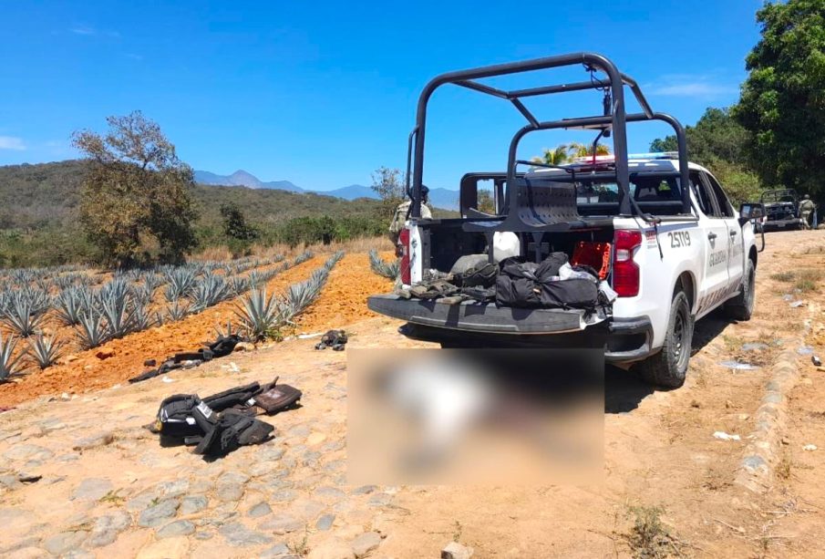 Cuerpo de la guardia nacional muerto en la Costa Sur de Jalisco