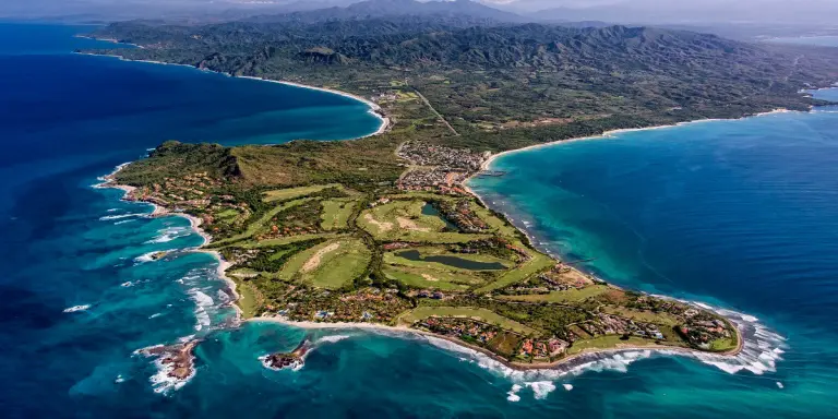 Base naval inconclusa en Punta de Mita.