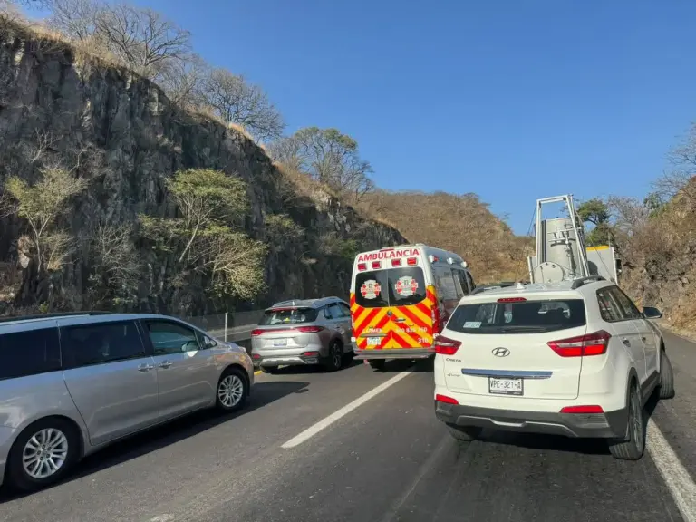 Accidente en autopista 15D Tepic-Guadalajara