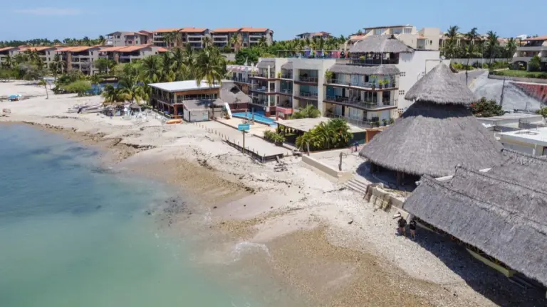 punta-mita-lidera-boom-inversion