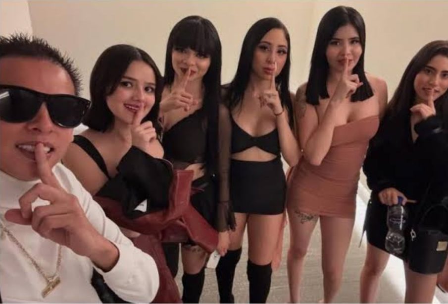 Alex Marín y sus novias