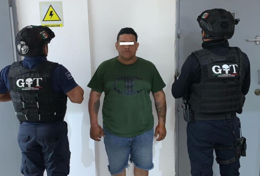 Sujeto detenido en Bucerías