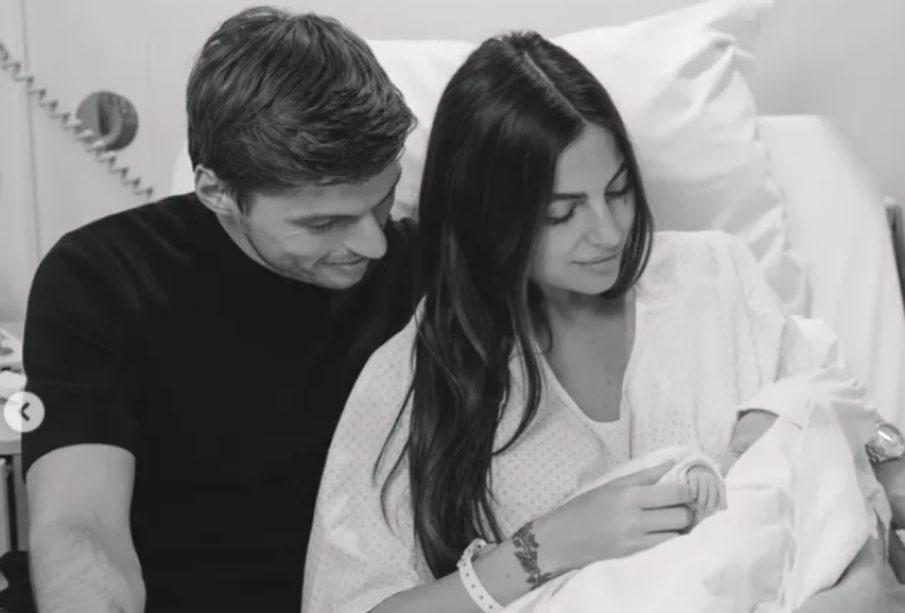 Max Verstappen y su pareja.