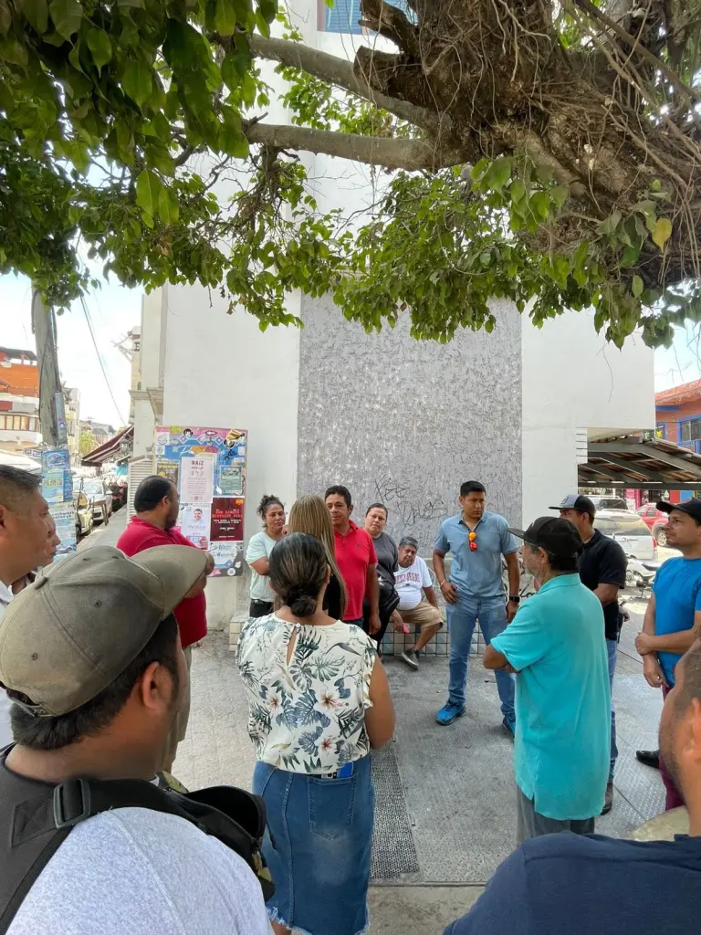 Comerciantes, en contra de cierre de centro