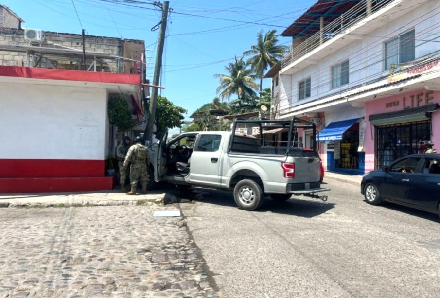Accidente vehicular de la Semar en Vallarta