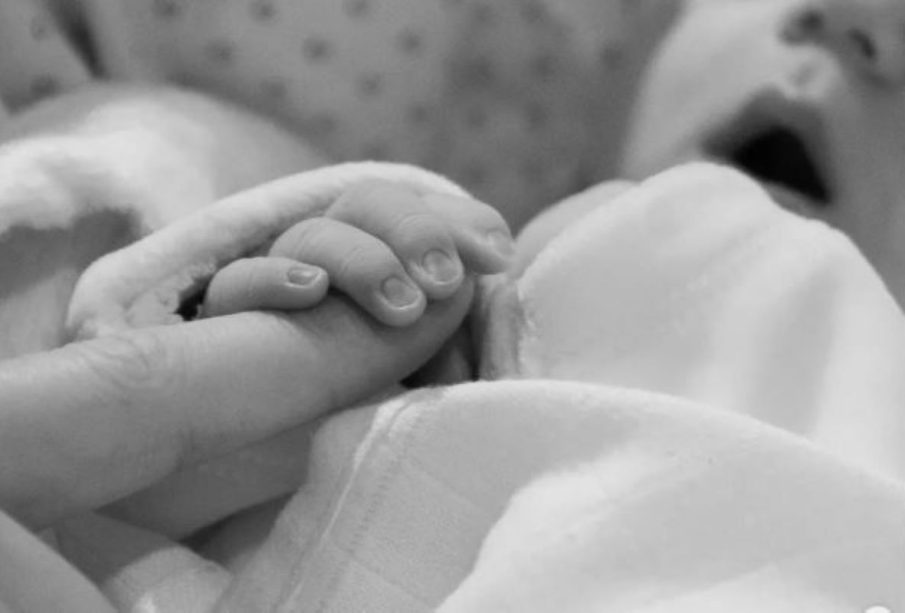 Max Verstappen logra pole position tras nacimiento de su hija