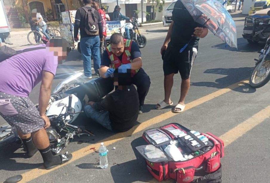 Rincón de Guayabitos presenta caos vial tras accidente (Video)