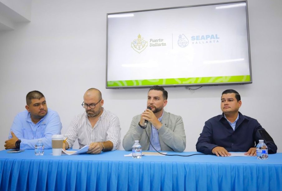 Autoridades de Puerto Vallarta en rueda de prensa sobre Seapal Vallarta