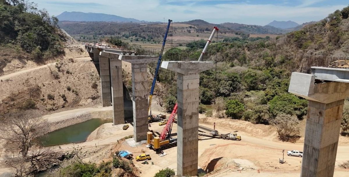 Autopista Tepic-Compostela