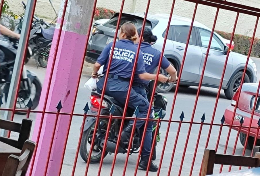 Policías de Bahía de Banderas